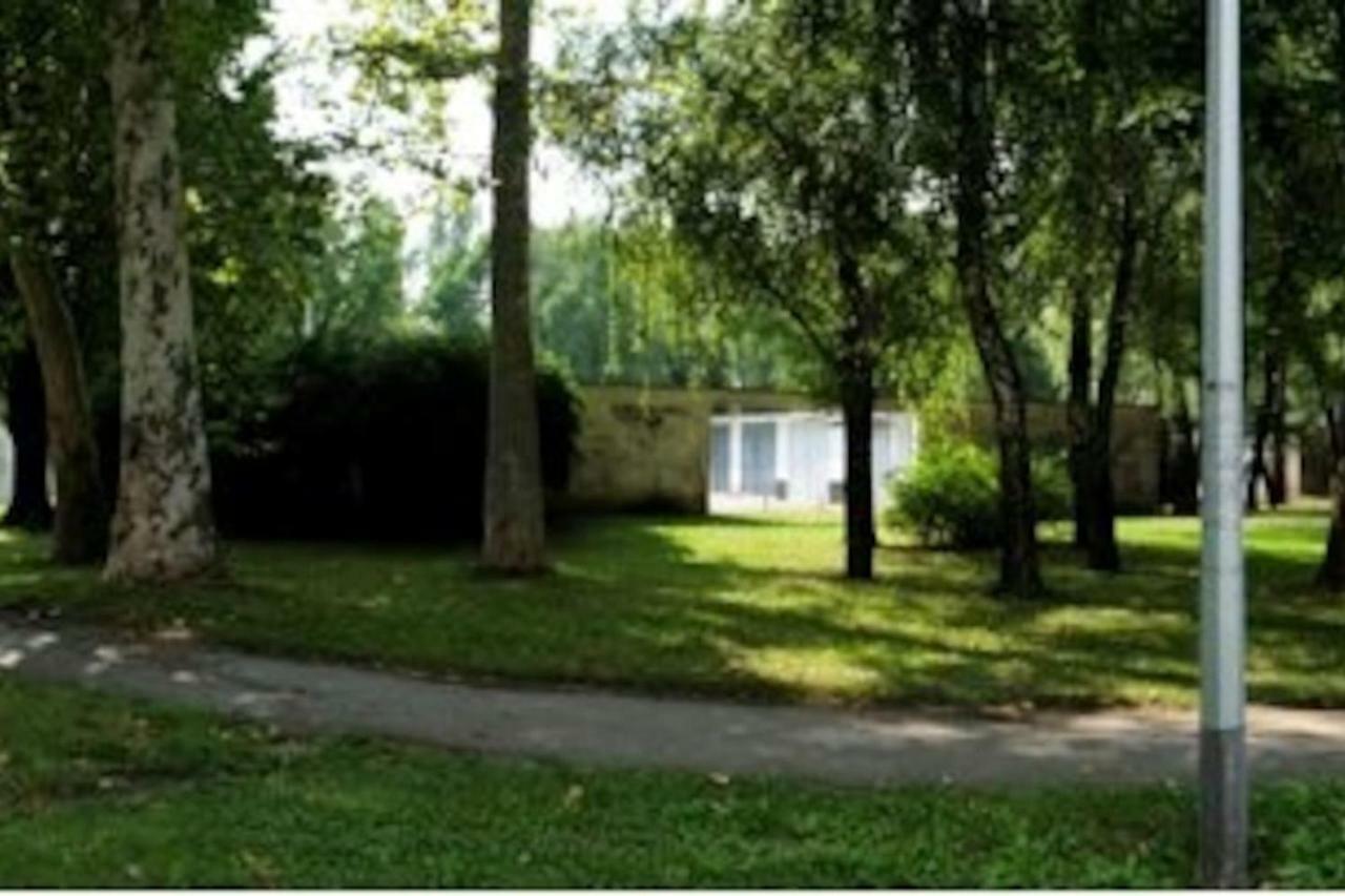 Vila Velebita, Sweet Cozy Appartement :) Zagreb Exterior foto